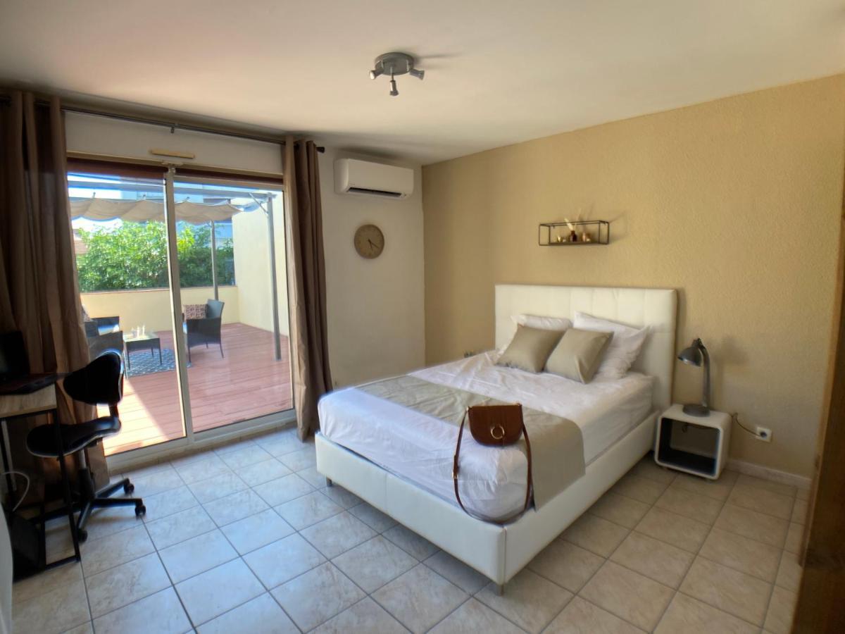 Studio Climatise Et Grande Terrasse Tarbes Centre מראה חיצוני תמונה