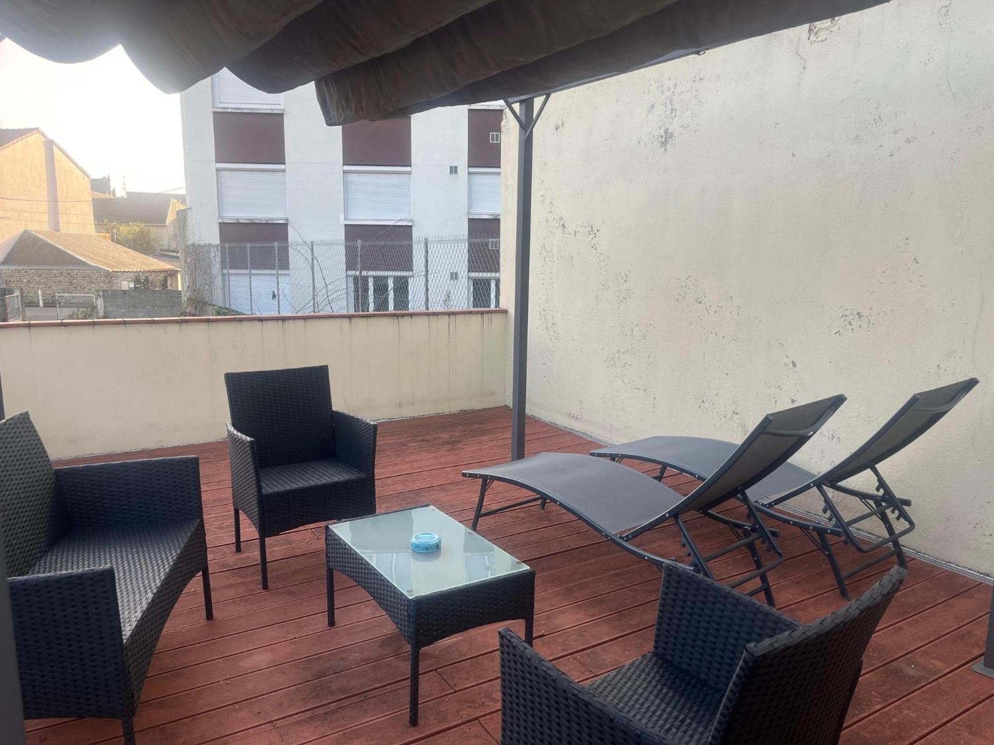 Studio Climatise Et Grande Terrasse Tarbes Centre מראה חיצוני תמונה