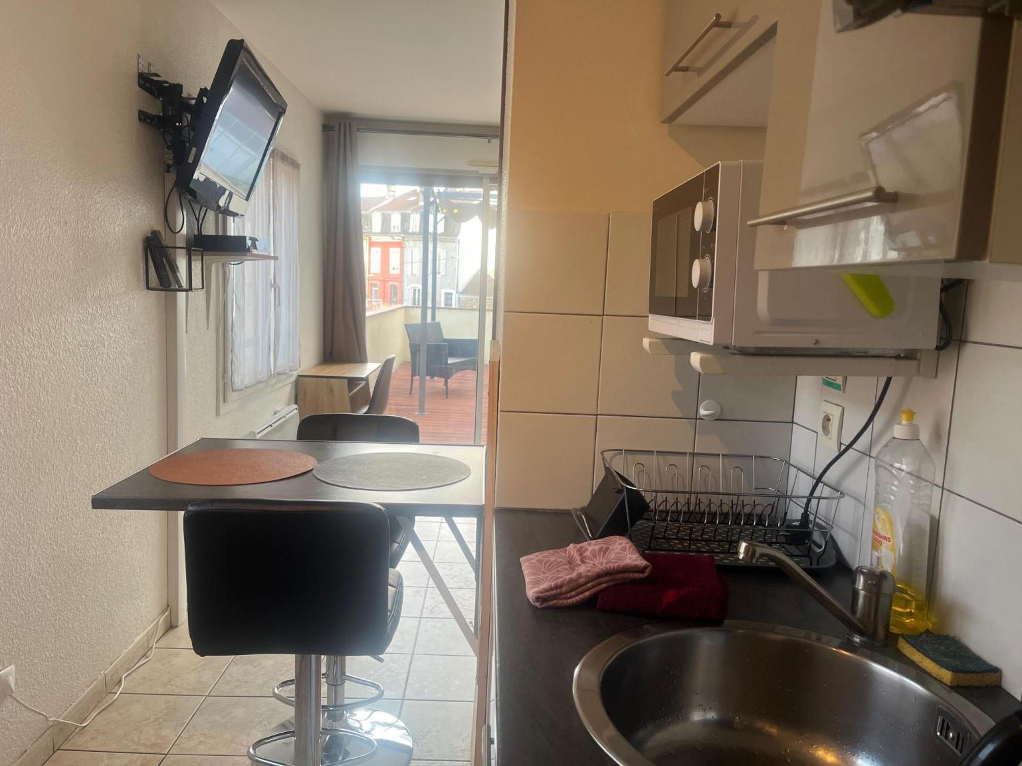 Studio Climatise Et Grande Terrasse Tarbes Centre מראה חיצוני תמונה
